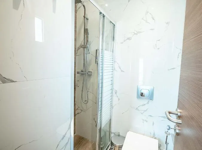 בית הארחה Casa La Scala 3*